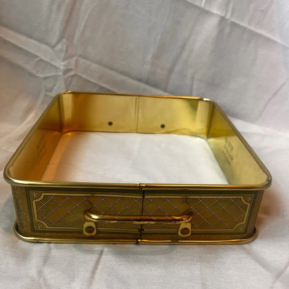 VTG. PYREX 222 For Glass Baking Casserole 8x8